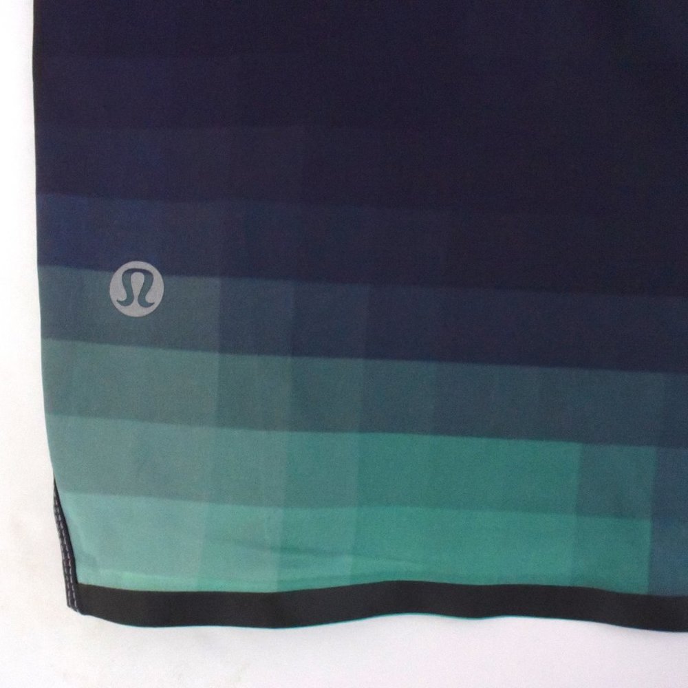 LULULEMON Surge Shorts w Liner Nordic Lights - Picture 5 of 7